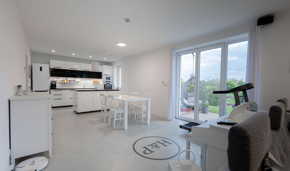 Prodej domu 200 m² s pozemkem 950 m², Plaňany – náhled fotky 7