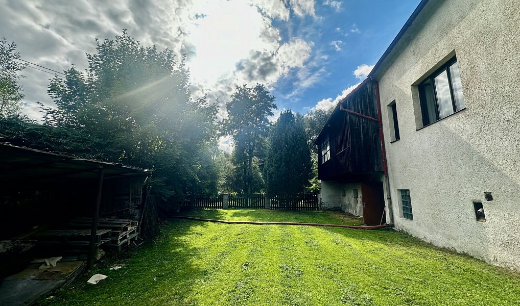 Prodej domu 250 m² s pozemkem 1 993 m², Sadov – náhled fotky 18