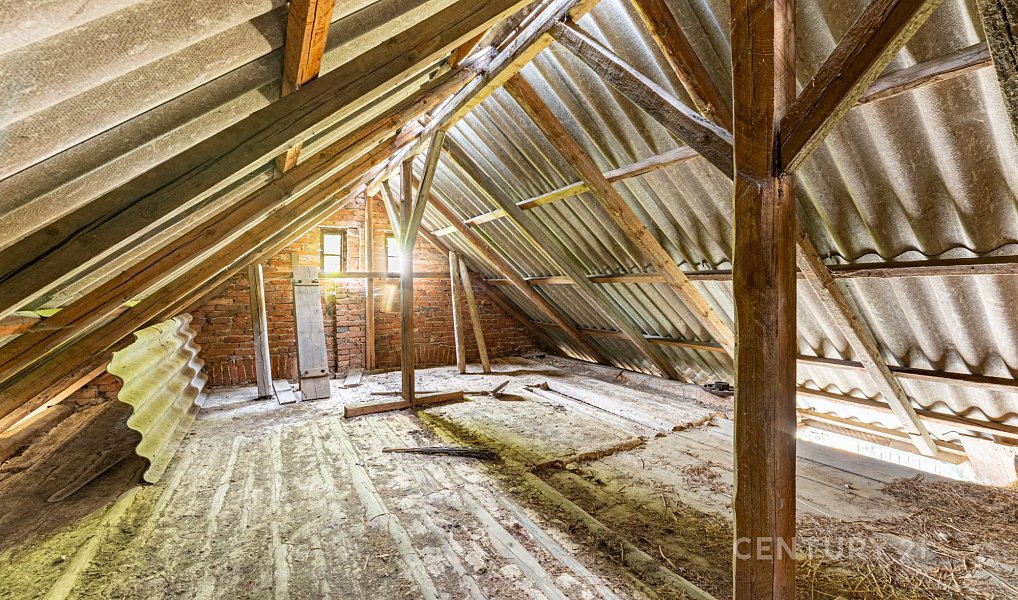 Prodej domu 80 m² s pozemkem 3 279 m², Loket – náhled fotky 10