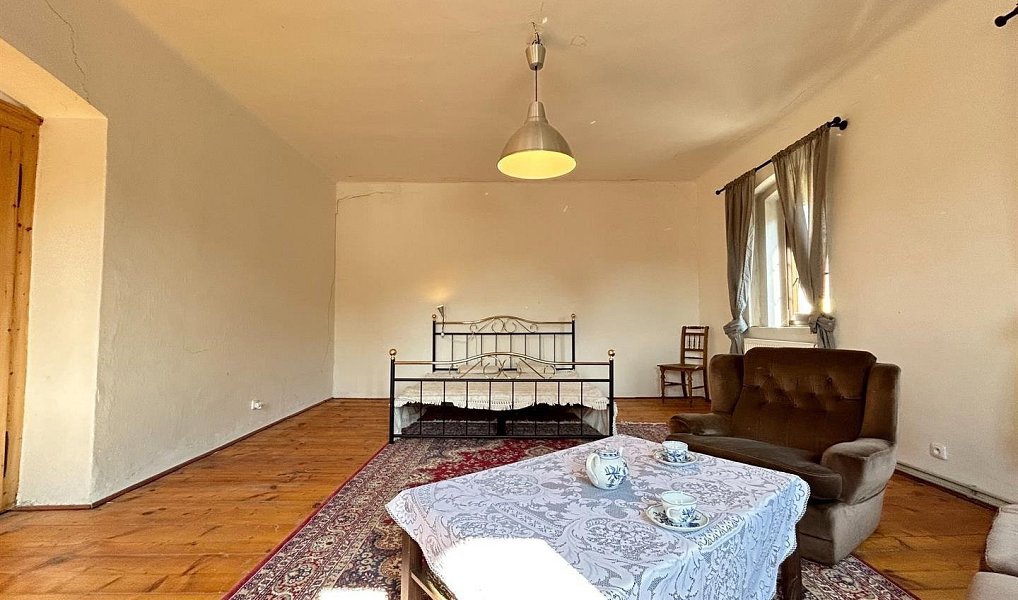 Prodej domu 190 m² s pozemkem 662 m², Černěves – náhled fotky 28
