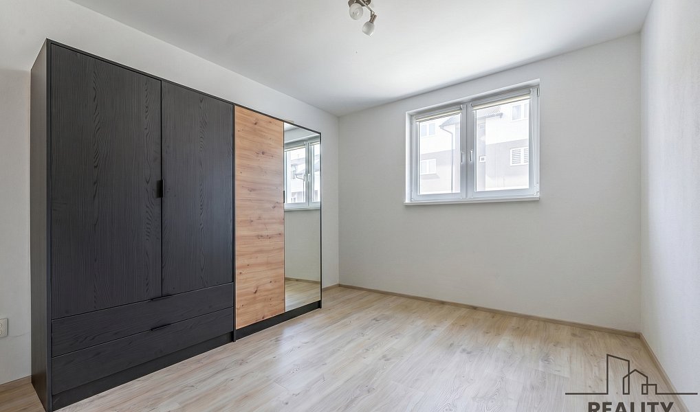 Prodej bytu 4+kk 80 m², Vochov – náhled fotky 17