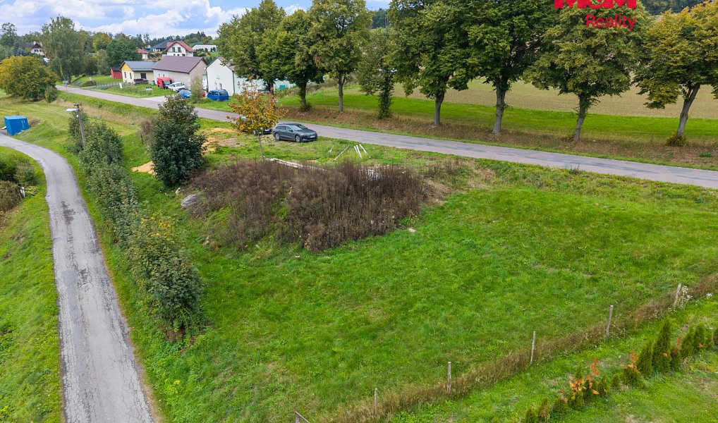 Prodej stavebního pozemku 994 m², Nekoř – náhled fotky 3