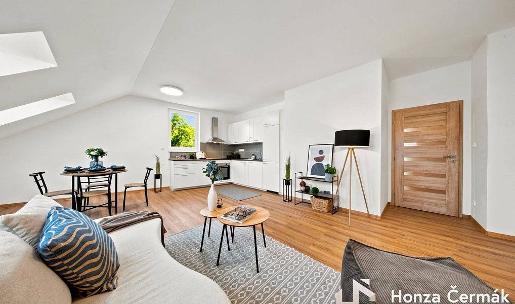 Prodej bytu 3+kk 83 m², Pohořelice – náhled fotky 2
