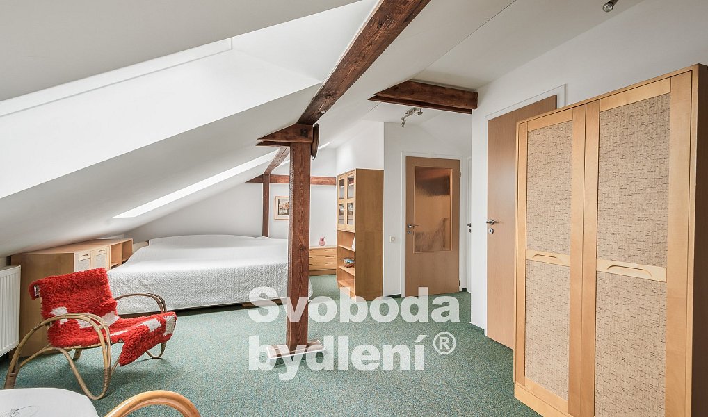 Prodej domu 222 m² s pozemkem 344 m², Praha – náhled fotky 28