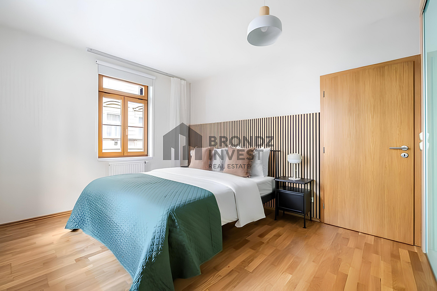 Pronájem bytu 3+kk 65 m² – pohled 4