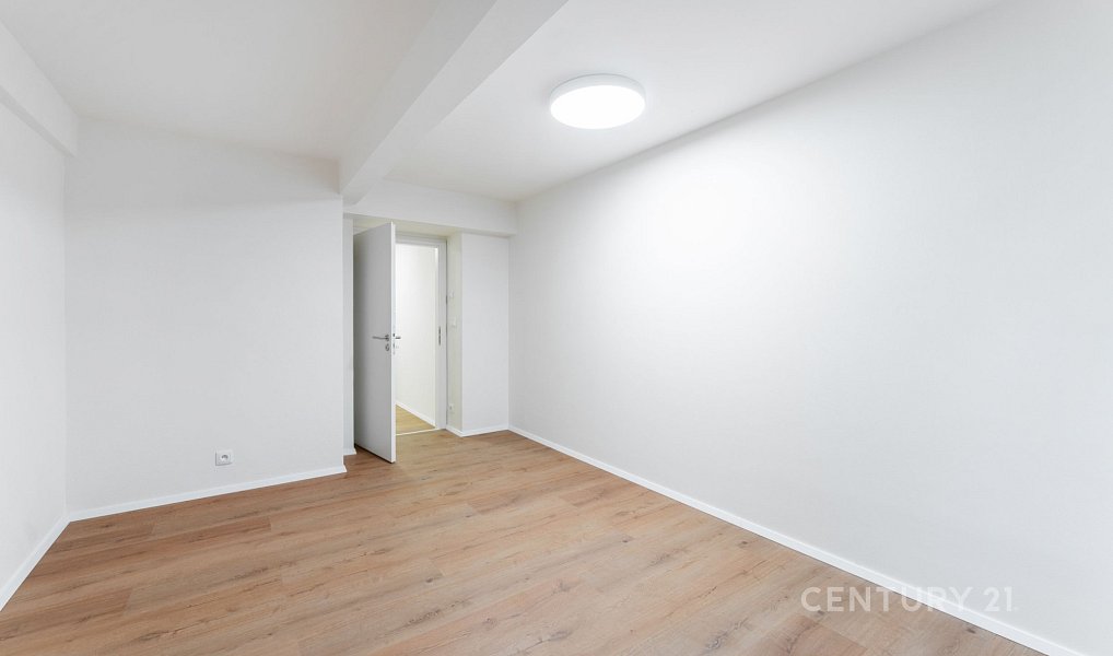 Prodej bytu 2+1 62 m², Praha – náhled fotky 12