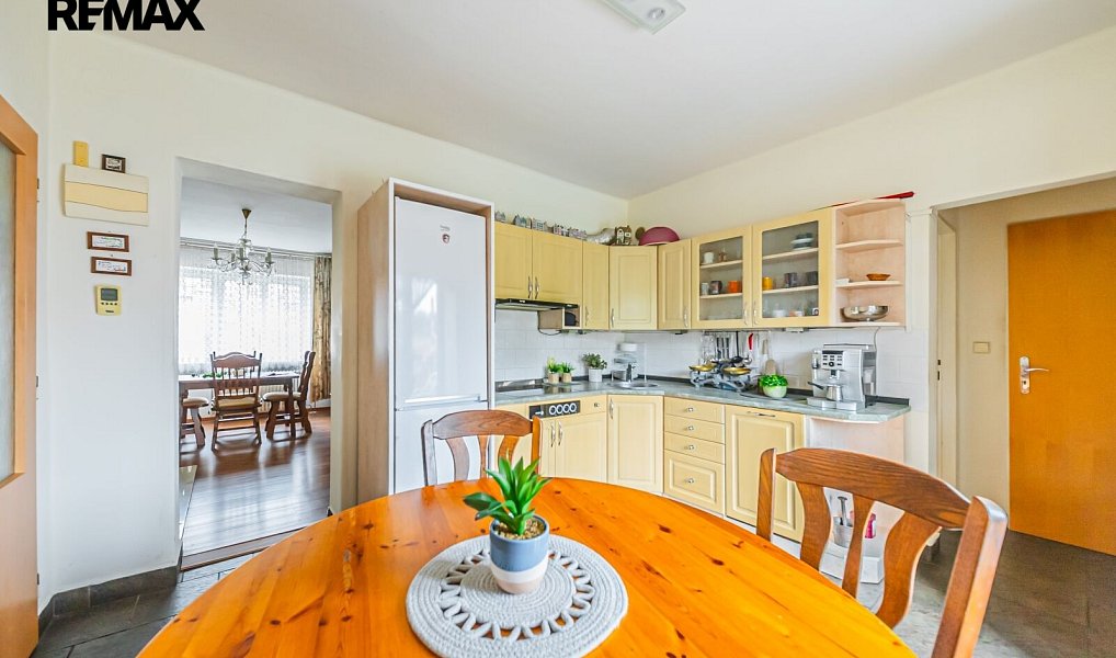 Prodej domu 167 m² s pozemkem 646 m², Kladno – náhled fotky 24