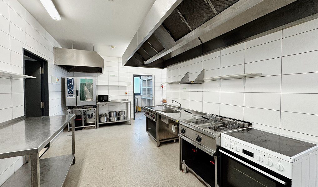 Pronájem restaurace 362 m², Písek – náhled fotky 22