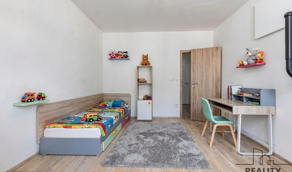 Prodej bytu 4+kk 80 m², Vochov – náhled fotky 15