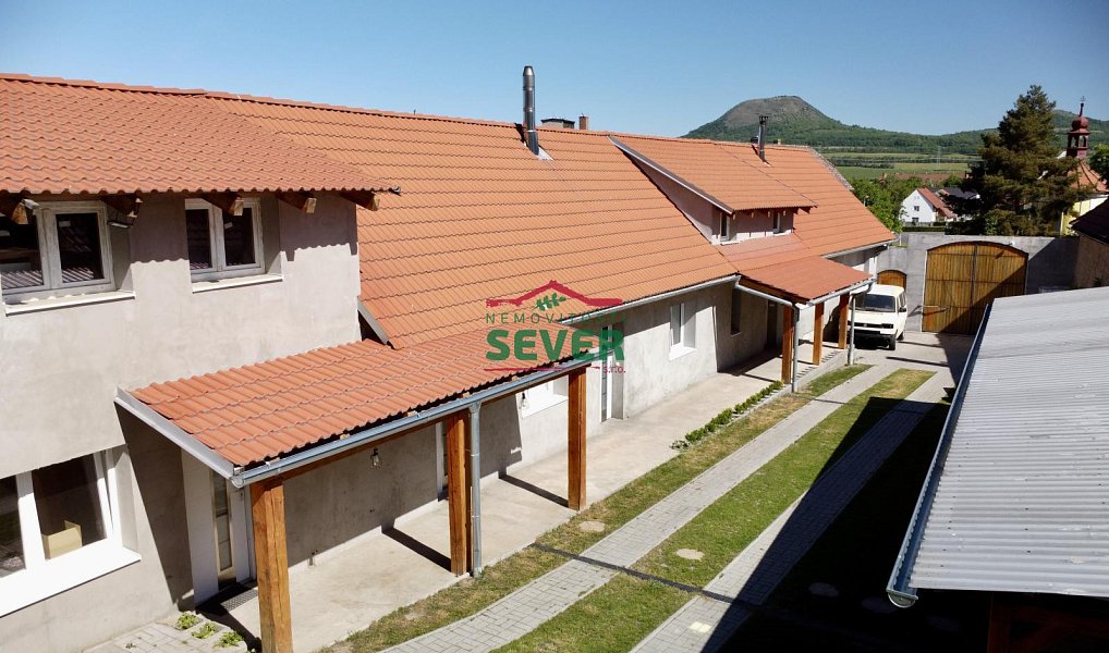 Prodej domu 220 m² s pozemkem 1 576 m², Louny – náhled fotky 5