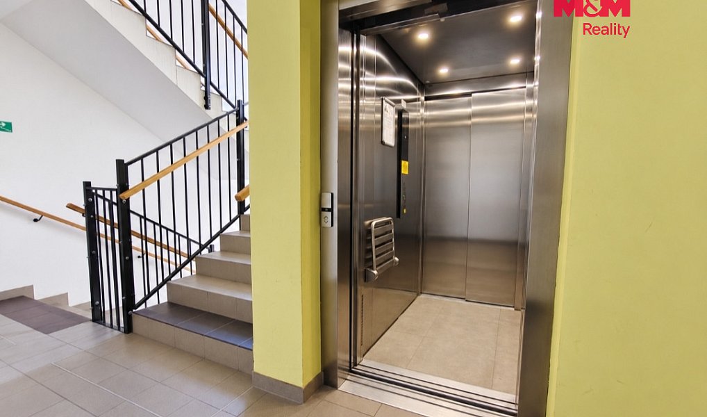Pronájem bytu 2+kk 57 m², Praha – náhled fotky 23