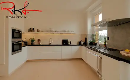 Prodej bytu 3+1 65 m², Komenského, Veltrusy, okres Mělník