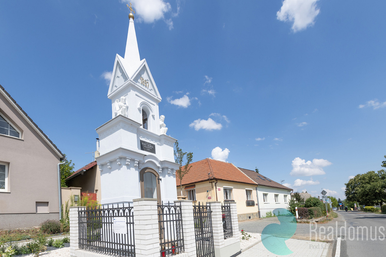 Prodej domu 75 m² s pozemkem 191 m² – fotografie 2