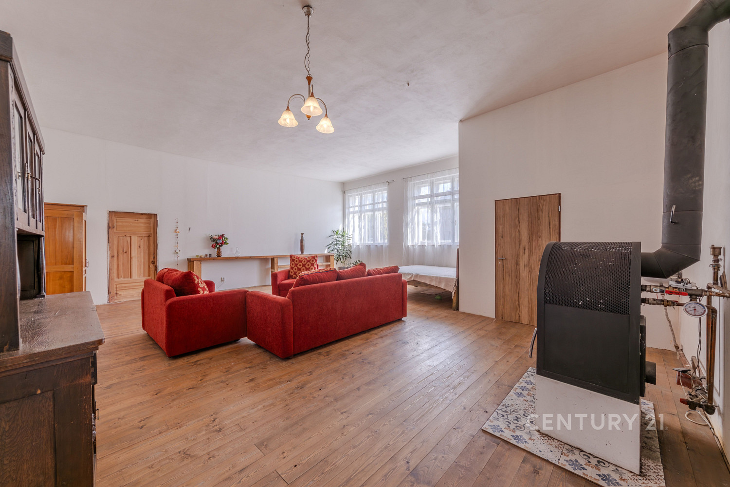 Prodej nájemního domu, činžáku 200 m² – fotografie 3