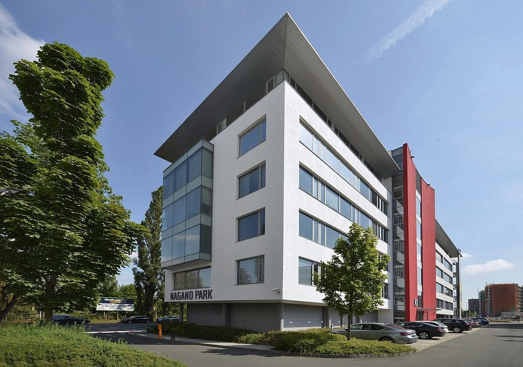 Pronájem kanceláře 1 024 m²