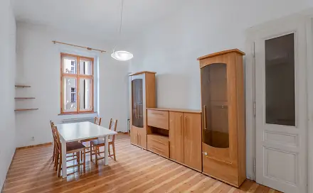 Prodej bytu 3+1 76 m², Petřínská, Praha 5 - Malá Strana