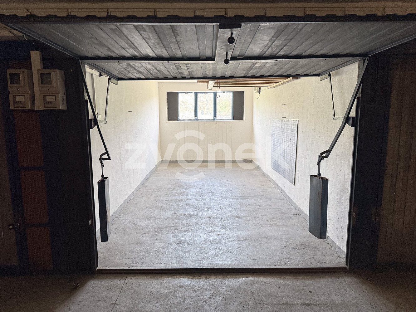 Pronájem garáže 16 m2, Zlín – fotografie 3