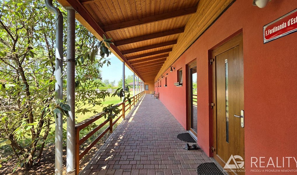 Prodej zemědělského objektu 5 128 m², Úžice – náhled fotky 19