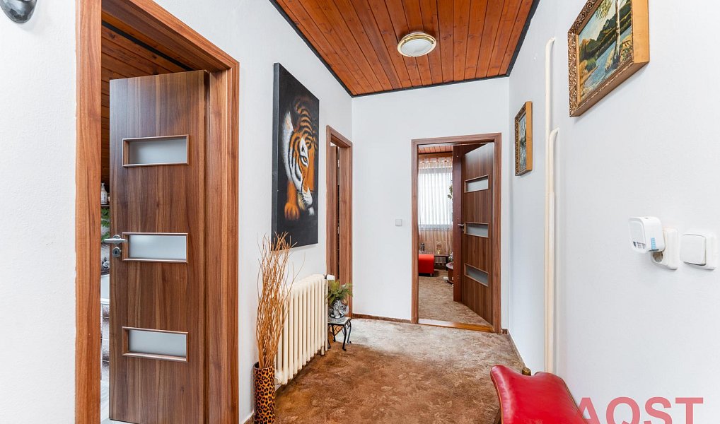 Prodej domu 272 m² s pozemkem 600 m², Mělnické Vtelno – náhled fotky 37
