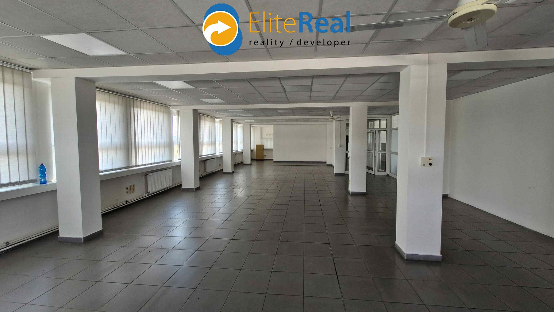 Pronájem kanceláře 155 m² – fotografie 2