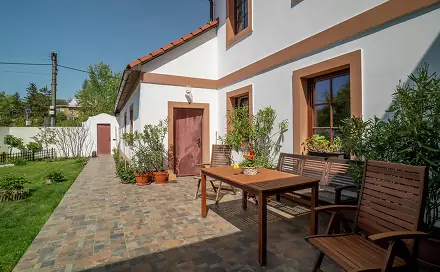 Pronájem domu 382 m² s pozemkem 515 m², V. Moravce, Stehelčeves, okres Kladno