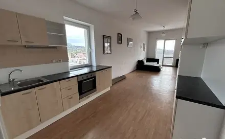 Pronájem bytu 1+kk 74 m²