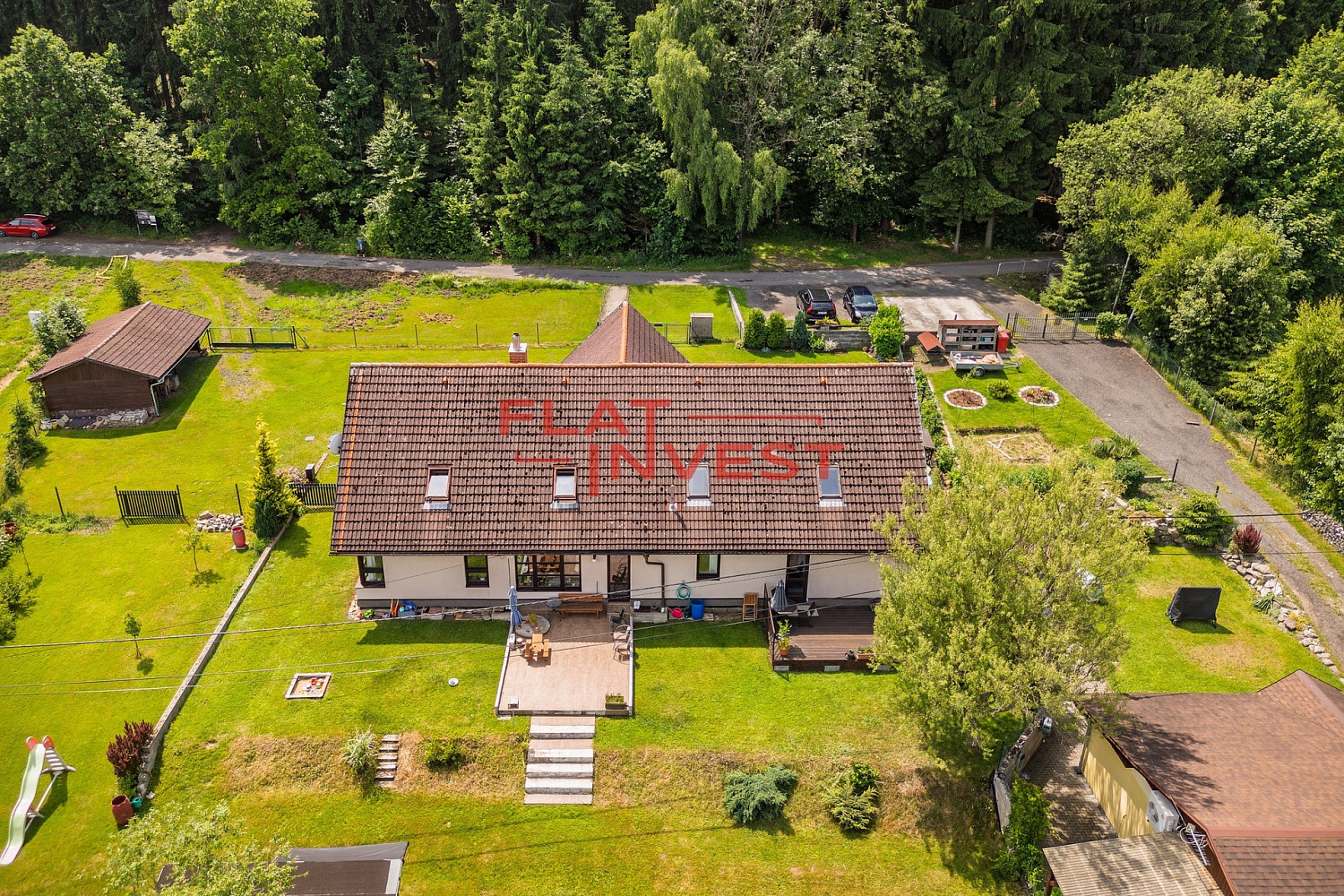 8 rooms, 266.0 m² in Liberec