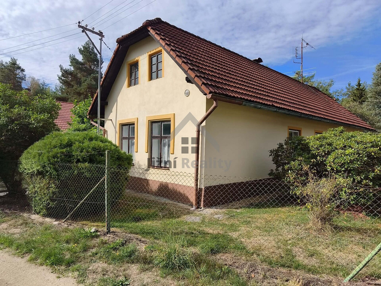 Prodej domu 250 m² s pozemkem 2 252 m²