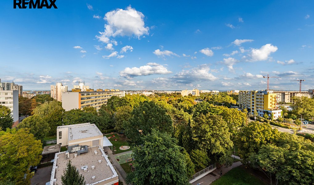 Prodej bytu 1+1 38 m², Praha – náhled fotky 32