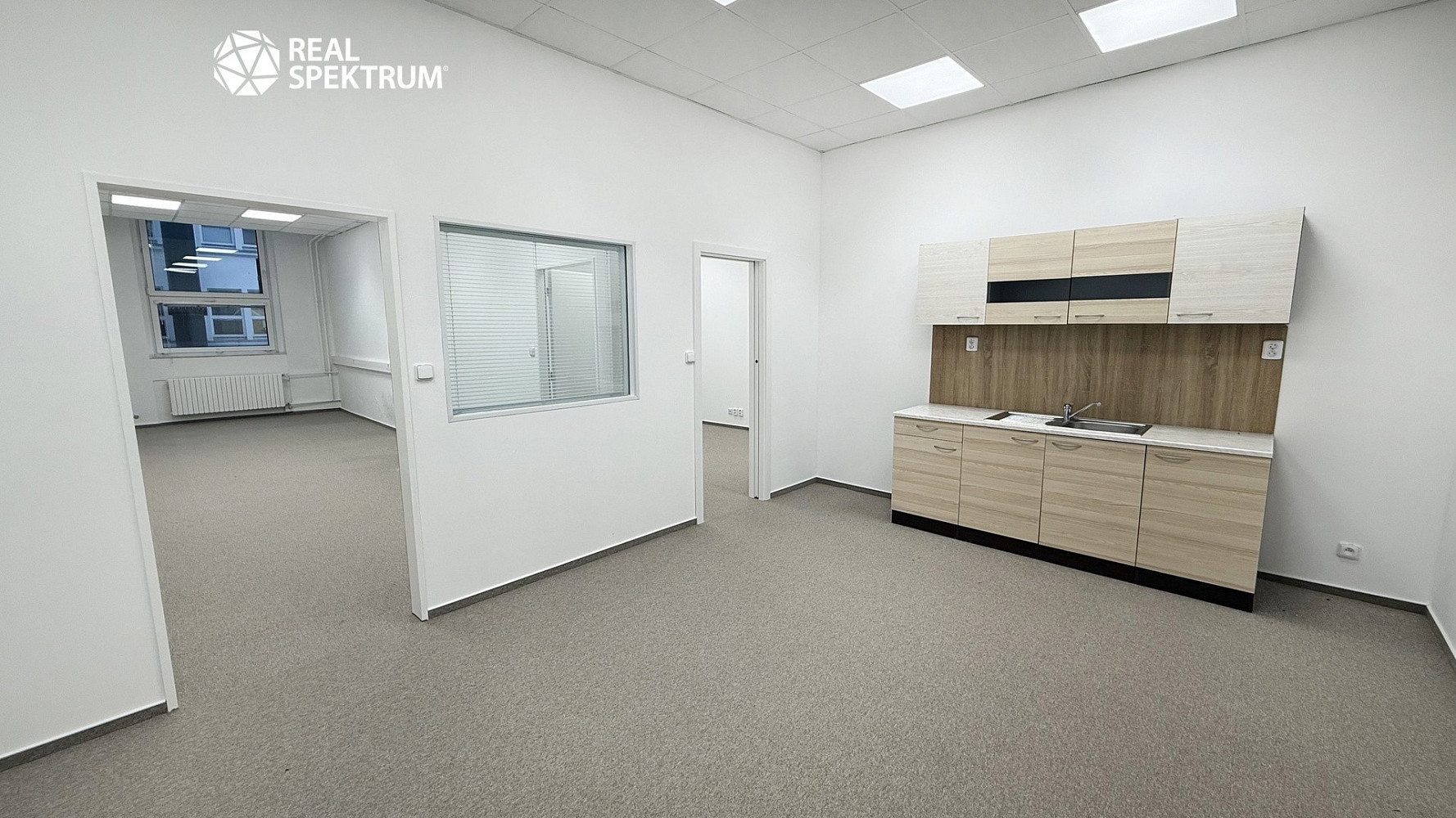 Pronájem klimatizovaného kancelářského celku 148 m², ulice Šumavská, Brno – další