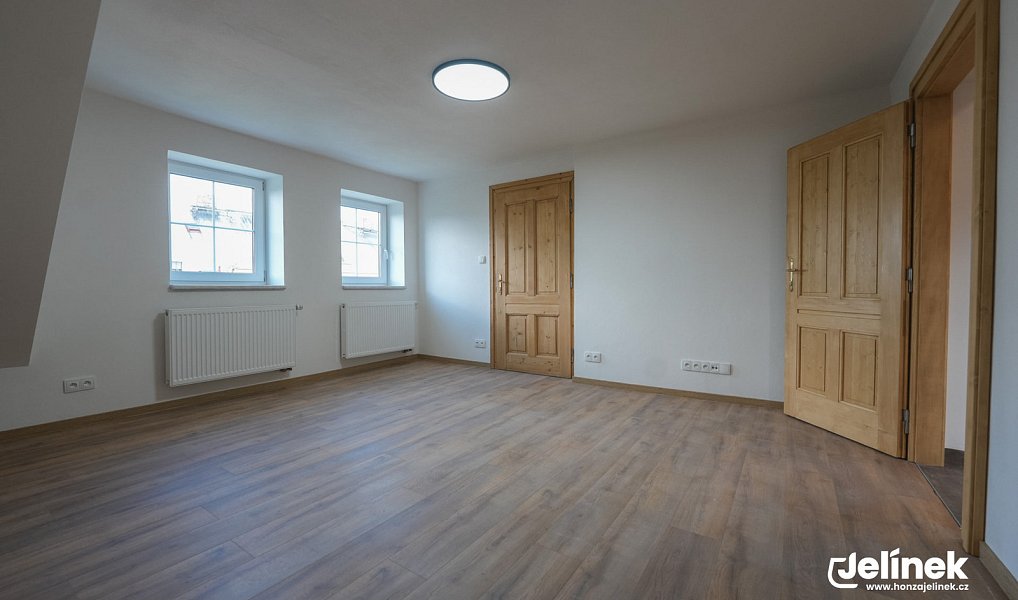 Prodej bytu 4+1 117 m², Polička – náhled fotky 10