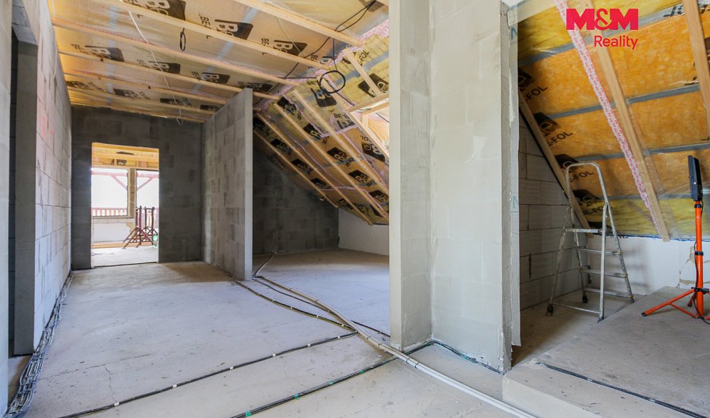Prodej obchodních prostor 1 051 m², Jeseník – náhled fotky 14
