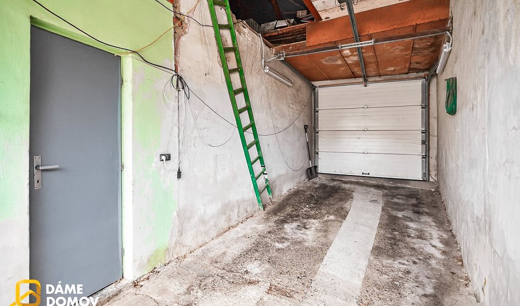 Prodej domu 225 m² s pozemkem 2 037 m², Březolupy – náhled fotky 36