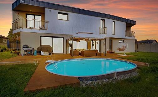 Prodej domu 363 m² s pozemkem 845 m², Hostivice, okres Praha-západ