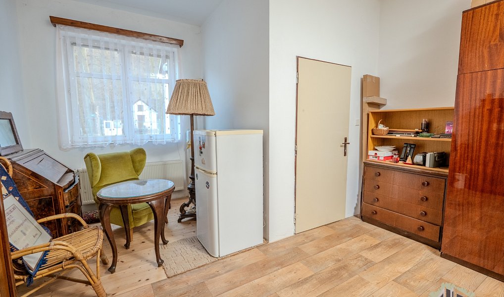 Prodej domu 203 m² s pozemkem 579 m², Měchenice – náhled fotky 35