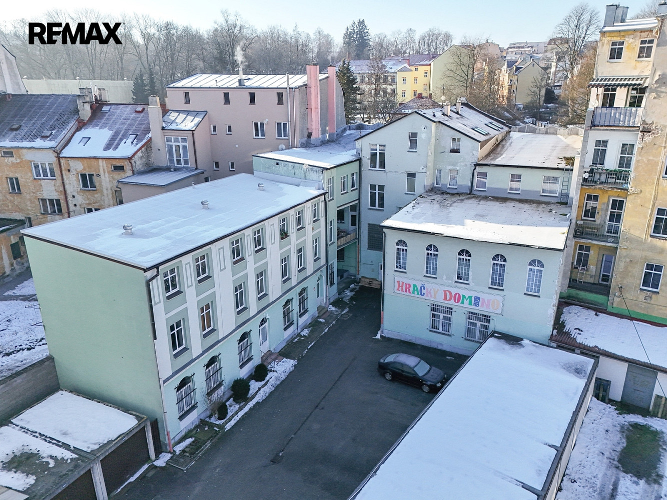 Prodej nájemního domu, činžáku 1 200 m²