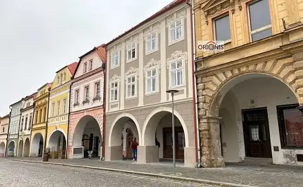 Pronájem bytu 2+kk 63 m², Mírové náměstí, Kadaň, okres Chomutov