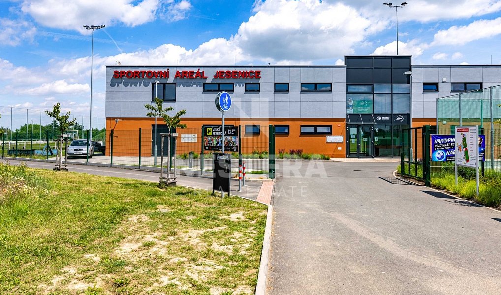 Prodej domu 130 m² s pozemkem 482 m², Jesenice – náhled fotky 29