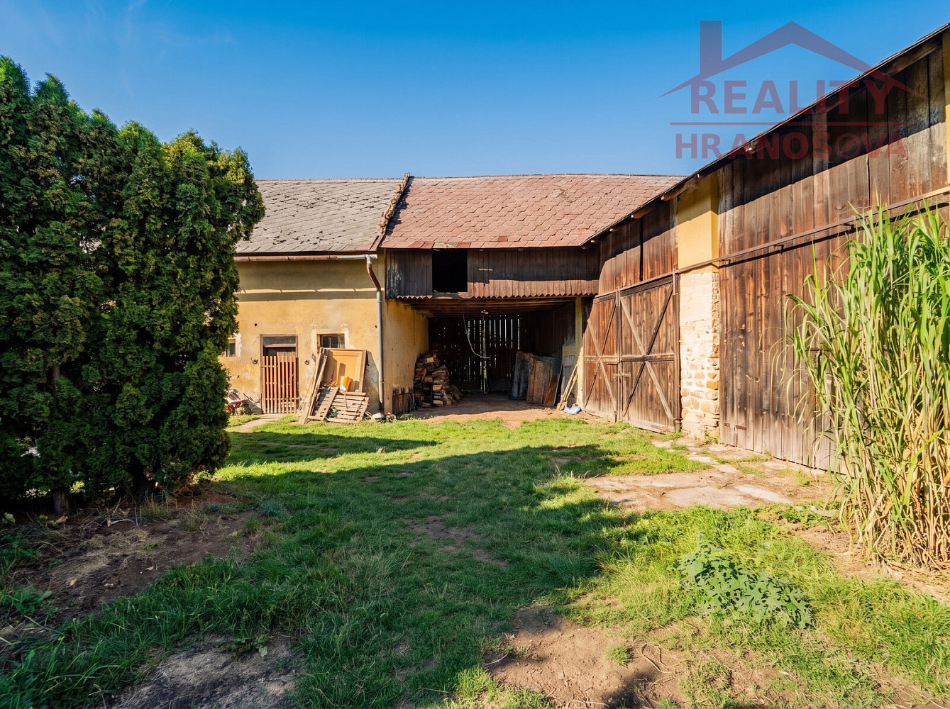 Prodej stavebního pozemku 1 430 m² – fotografie 3