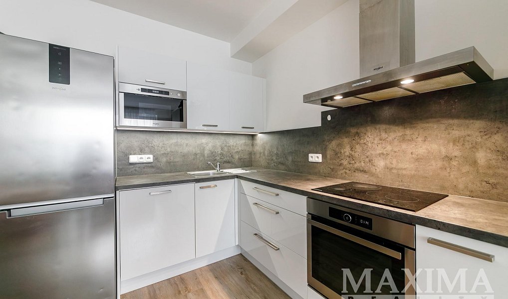 Pronájem bytu 2+kk 50 m², Praha – náhled fotky 2