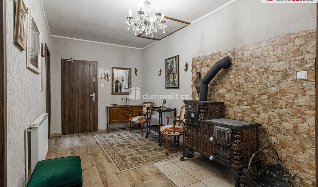 Prodej domu 350 m² s pozemkem 1 746 m², Bublava – náhled fotky 23