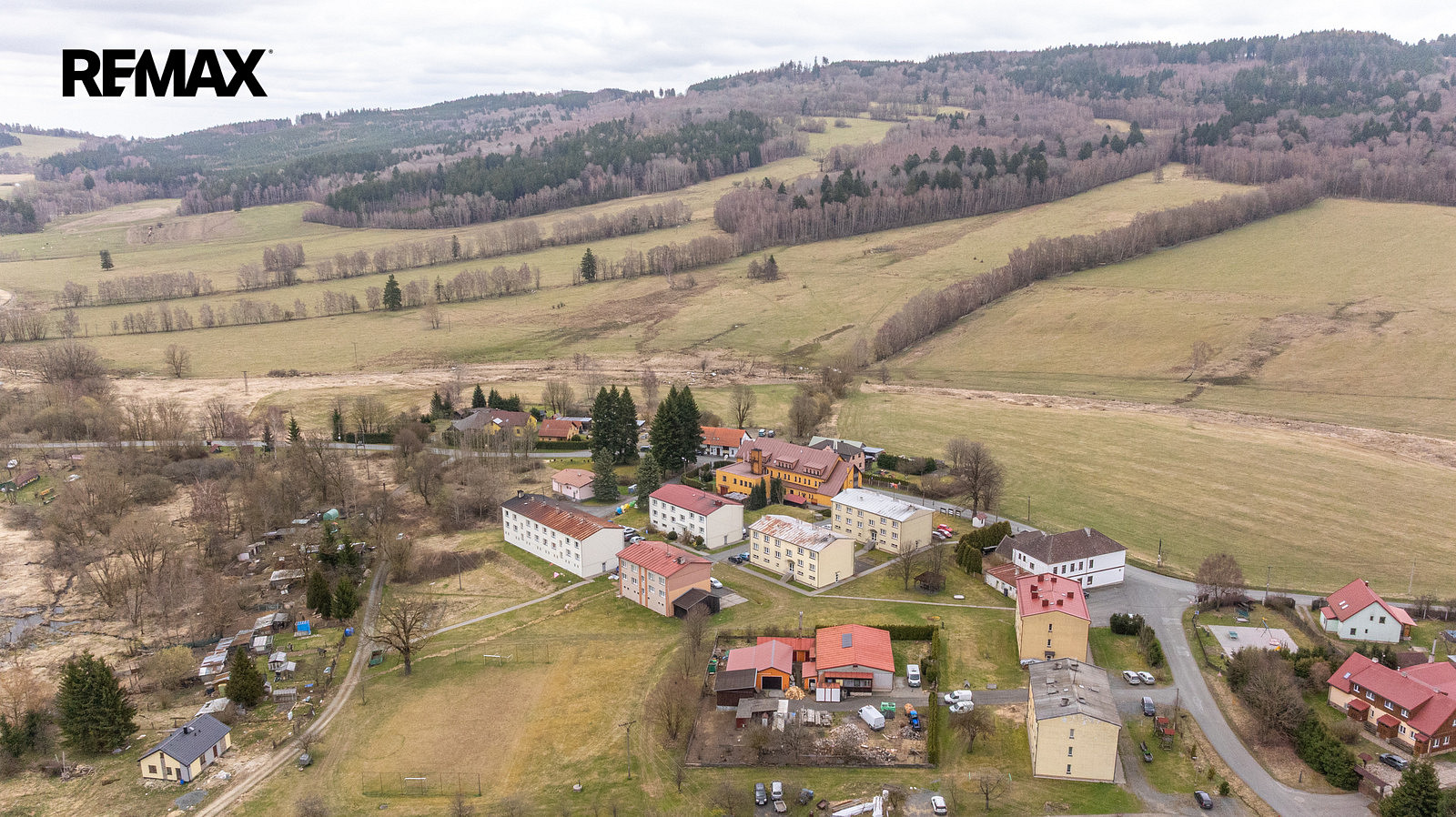 Prodej nájemního domu, činžáku 315 m² – fotografie 4