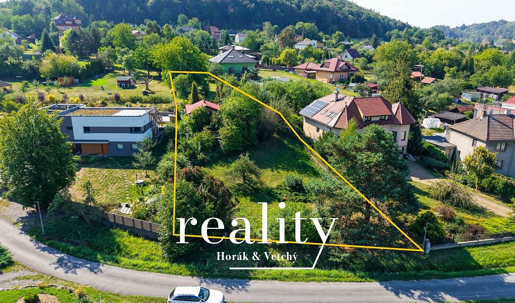 Prodej stavebního pozemku 2 200 m², Hranice – náhled fotky 8