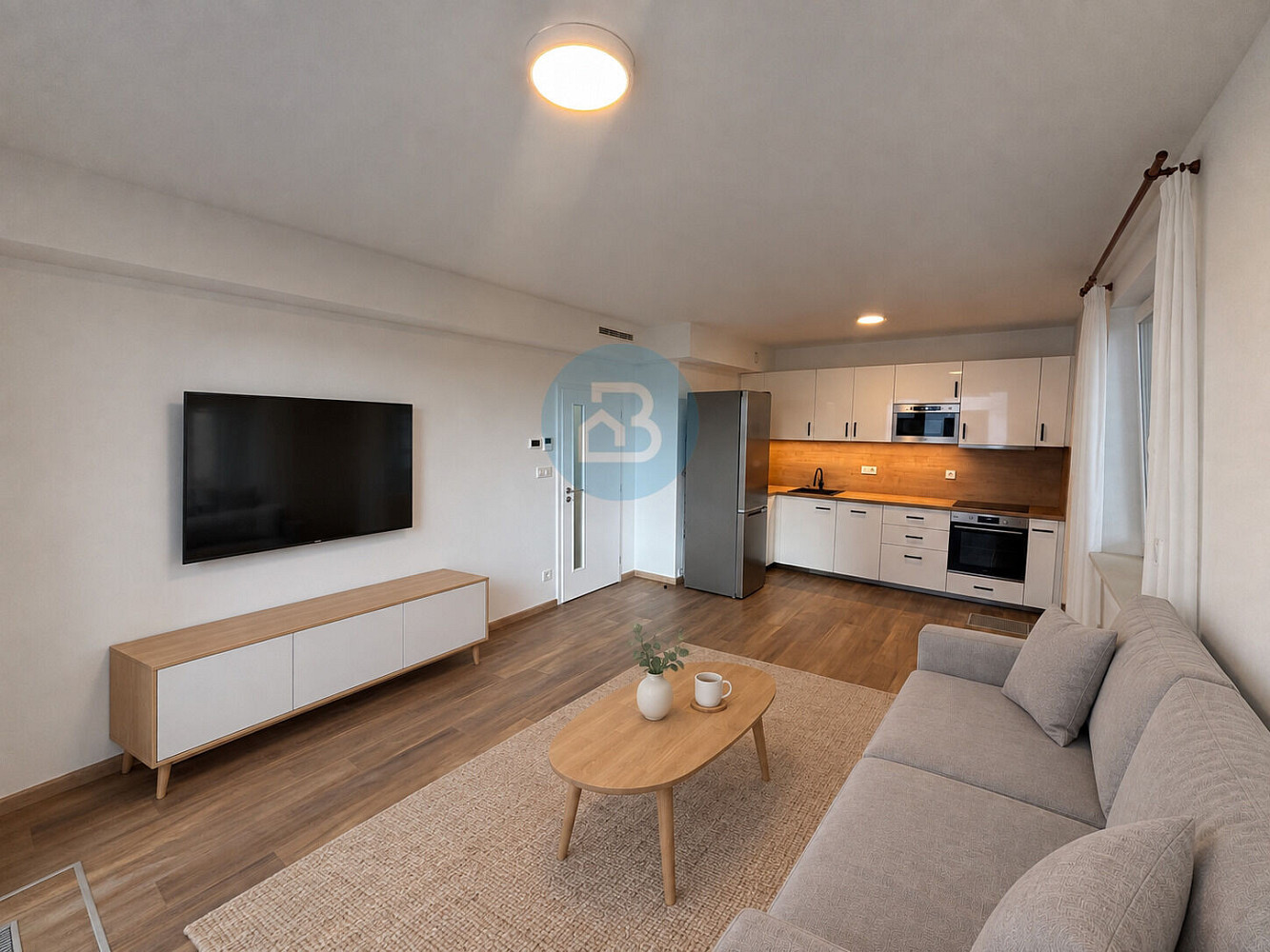 Pronájem bytu 2+kk 51 m² – fotografie 3