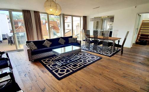Pronájem bytu 5+kk 200 m², Malostranské náměstí, Praha 1 - Malá Strana