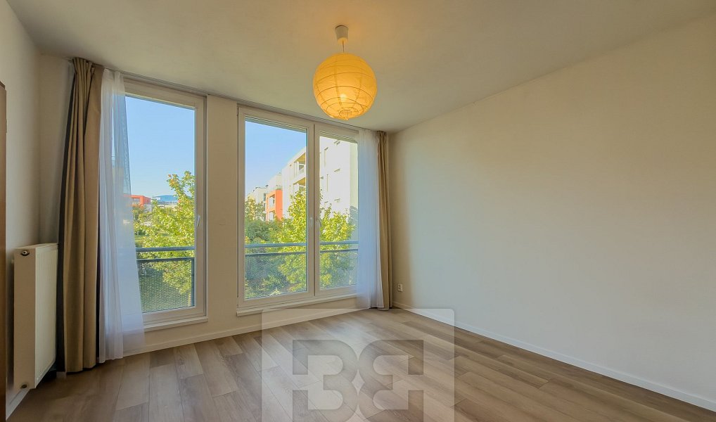 Pronájem bytu 3+kk 89 m², Praha – náhled fotky 8