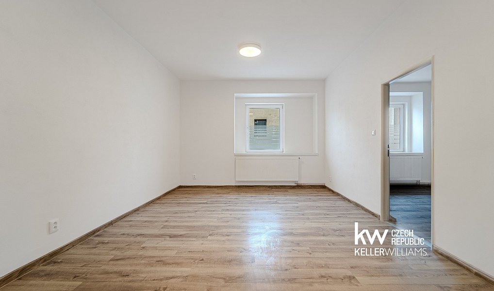 Prodej bytu 2+1 59 m², Smečno – náhled fotky 7