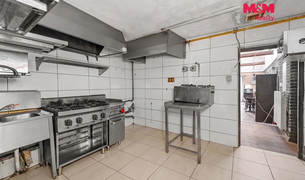 Prodej restaurace 128 m², Dolní Břežany – náhled fotky 15