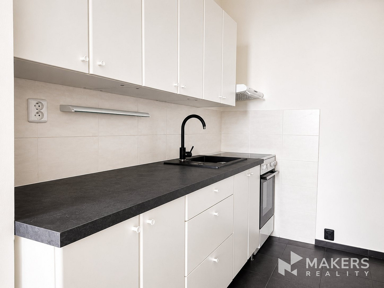 Pronájem bytu 2+kk 54 m² — photo 3