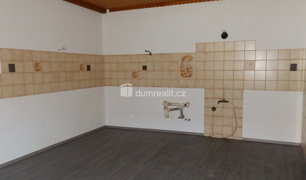 Prodej domu 180 m² s pozemkem 1 685 m², Hořesedly – náhled fotky 11